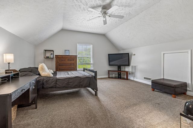 105 Barvas Ln, Lascassas, TN 37085