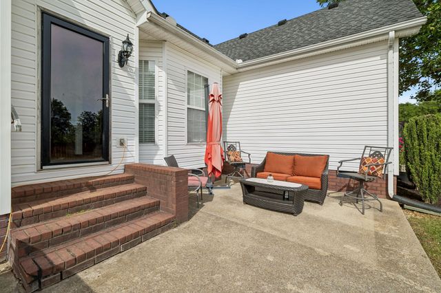 105 Barvas Ln, Lascassas, TN 37085