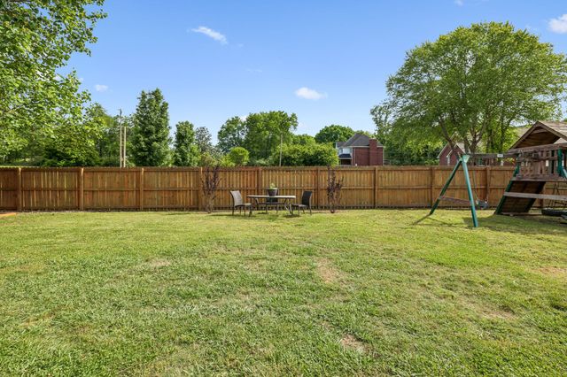 105 Barvas Ln, Lascassas, TN 37085