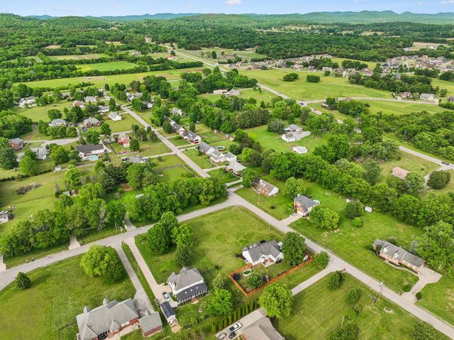 105 Barvas Ln, Lascassas, TN 37085