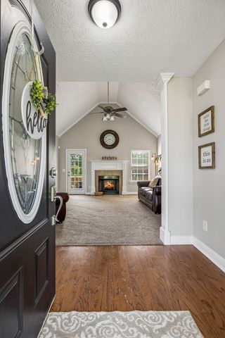 105 Barvas Ln, Lascassas, TN 37085