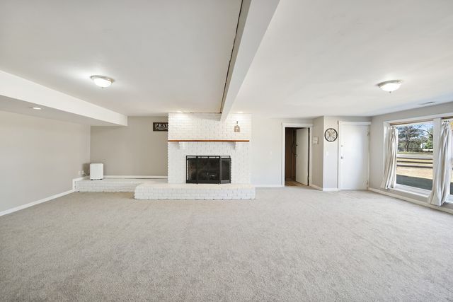 676 Ferguson Hill Rd, Lafayette, TN 37083