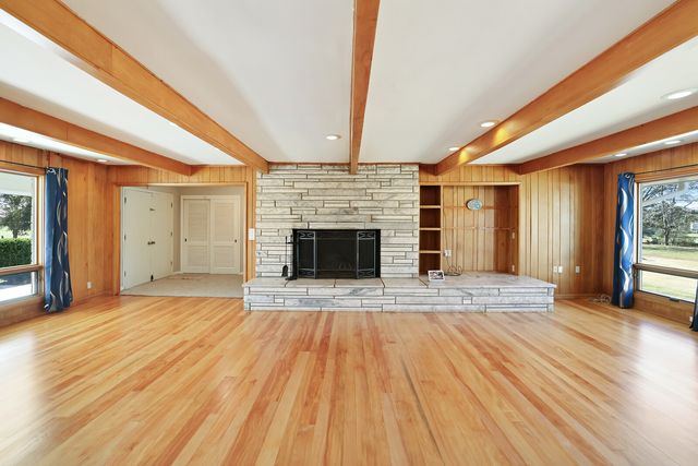 676 Ferguson Hill Rd, Lafayette, TN 37083