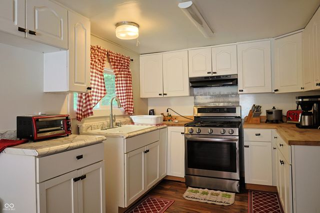 6660 N Railroad Road, Morgantown, IN 46160