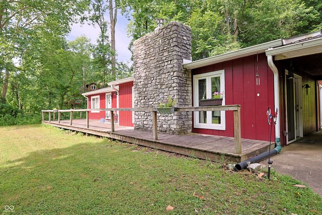 6660 N Railroad Road, Morgantown, IN 46160
