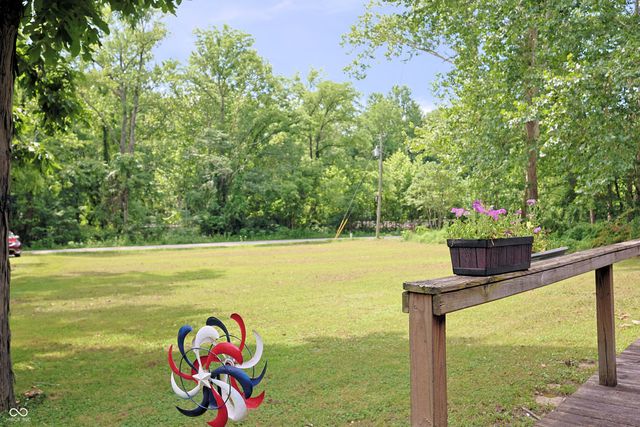 6660 N Railroad Road, Morgantown, IN 46160
