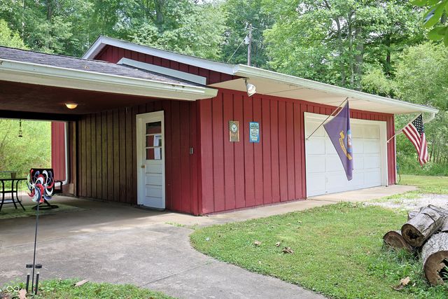 6660 N Railroad Road, Morgantown, IN 46160