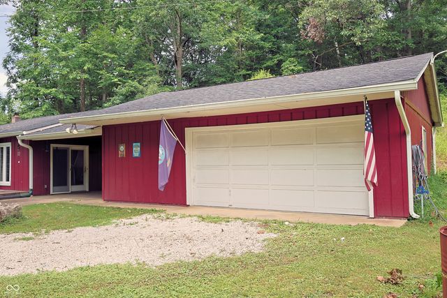 6660 N Railroad Road, Morgantown, IN 46160