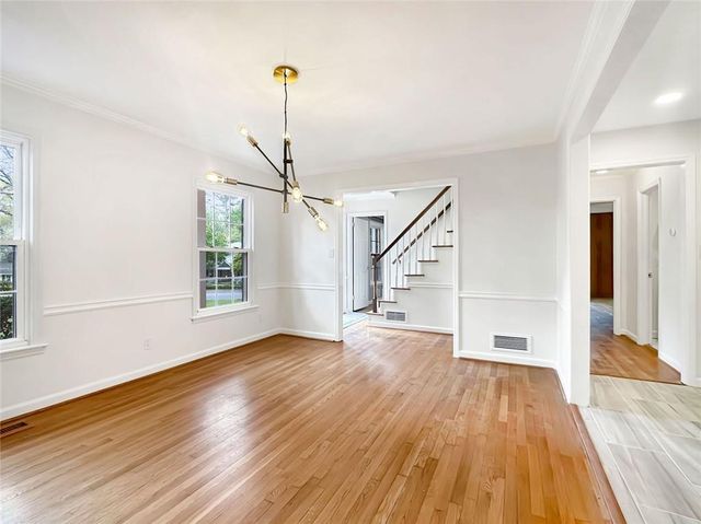 2484 POWERS FERRY Drive SE, Marietta, GA 30067