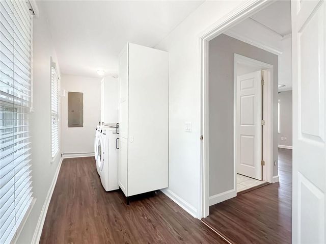 2484 POWERS FERRY Drive SE, Marietta, GA 30067