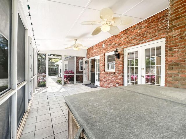 2484 POWERS FERRY Drive SE, Marietta, GA 30067