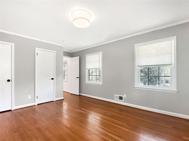 2484 POWERS FERRY Drive SE, Marietta, GA 30067