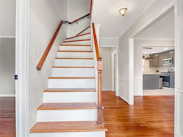 2484 POWERS FERRY Drive SE, Marietta, GA 30067