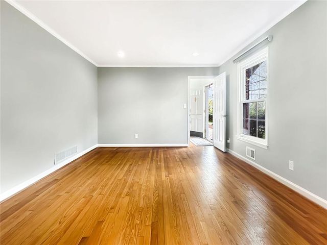 2484 POWERS FERRY Drive SE, Marietta, GA 30067