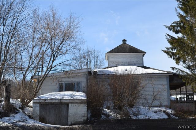 11423 Route 98, Freedom, NY 14065