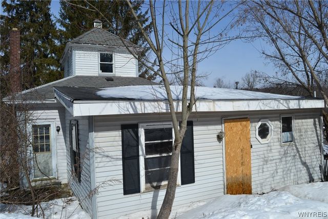 11423 Route 98, Freedom, NY 14065