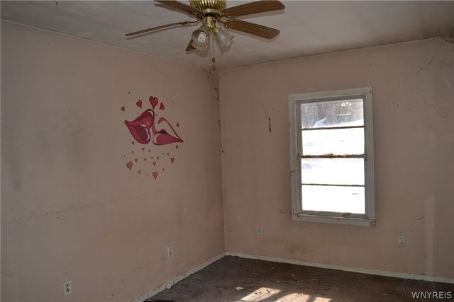 11423 Route 98, Freedom, NY 14065