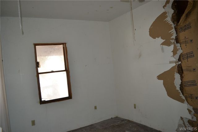 11423 Route 98, Freedom, NY 14065