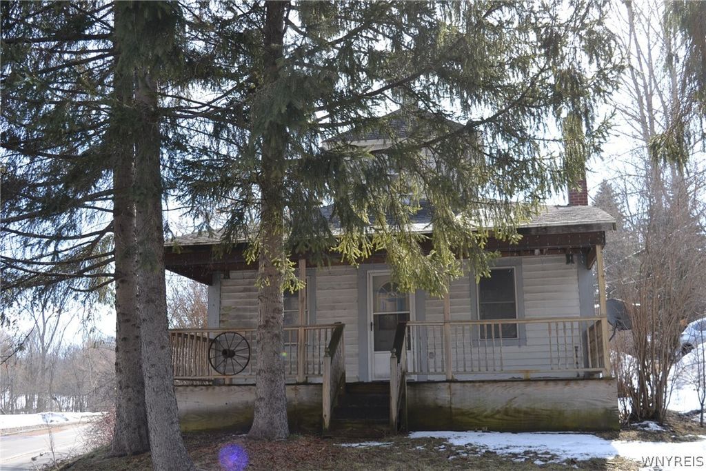 11423 Route 98, Freedom, NY 14065