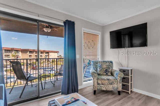 40 Folly Field Rd Apt A215, Hilton Head Island, SC 29928