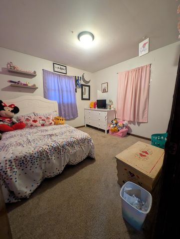 2600 Drexel Drive, Hobart, IN 46342