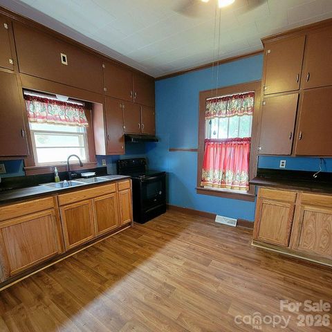 109 Ridge Avenue, Salisbury, NC 28144