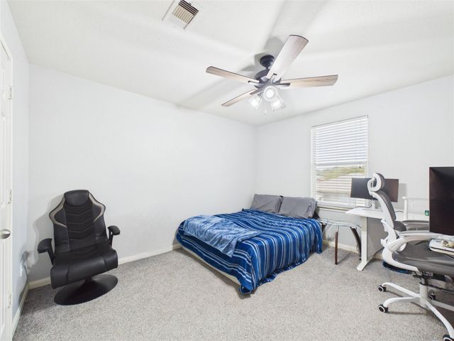 911 Marigold Road, Baytown, TX 77521