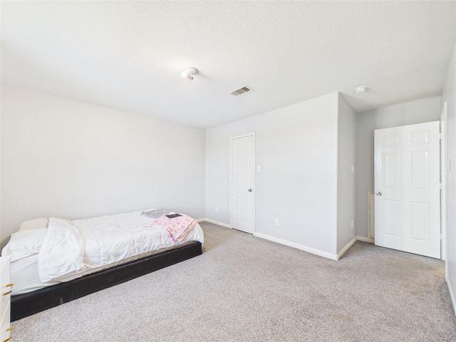 911 Marigold Road, Baytown, TX 77521