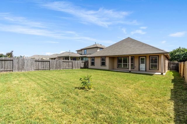 119 Country Crossing Circle, Magnolia, TX 77354