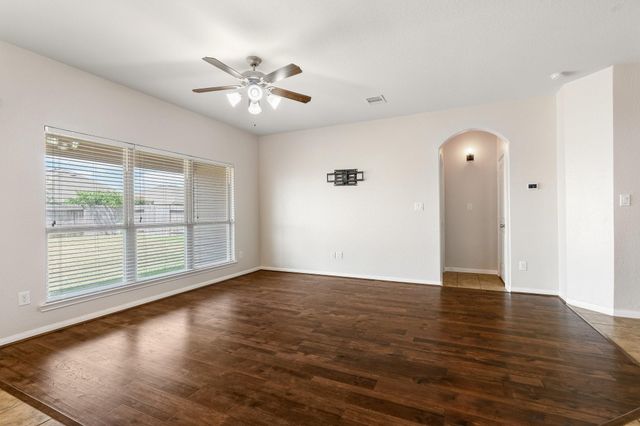 119 Country Crossing Circle, Magnolia, TX 77354