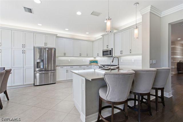 4204 Siderno CT, Naples, FL 34119