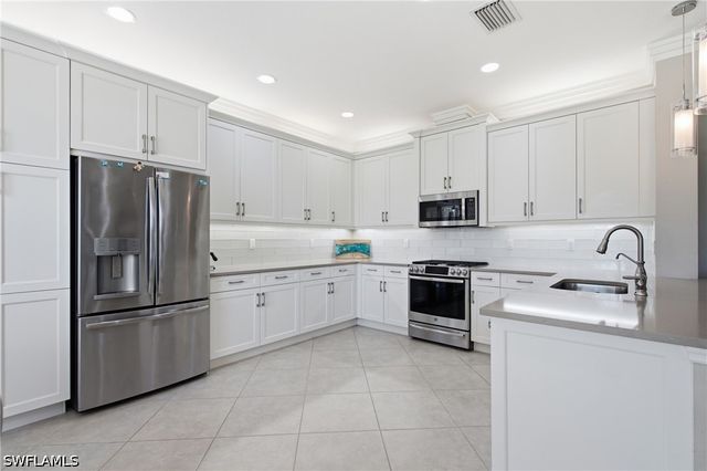 4204 Siderno CT, Naples, FL 34119