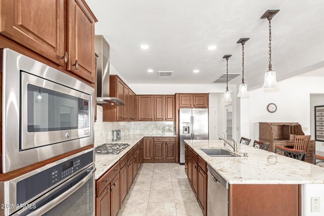 5261 N GRAND CANYON Drive, Eloy, AZ 85131