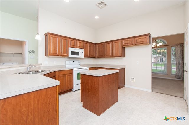 5812 Ellington Court, Temple, TX 76502
