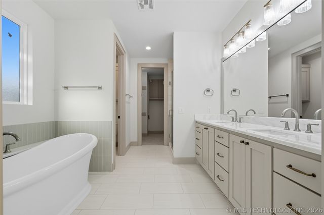 3921 S Madison Avenue, Tulsa, OK 74105