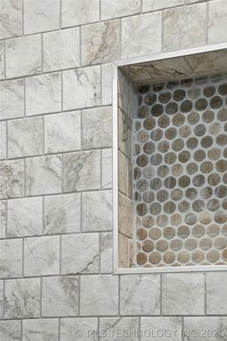 3921 S Madison Avenue, Tulsa, OK 74105