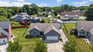 7489 W Raymond Run, Ellettsville, IN 47429