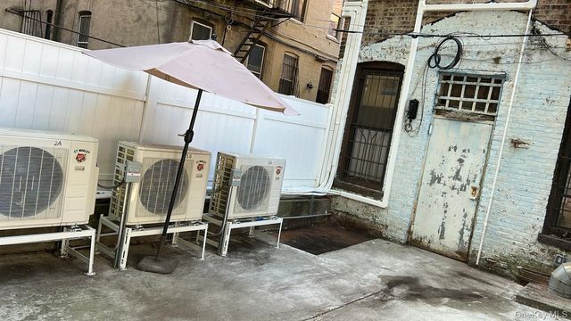 139 Kingston Avenue Store Front, Brooklyn, NY 11213
