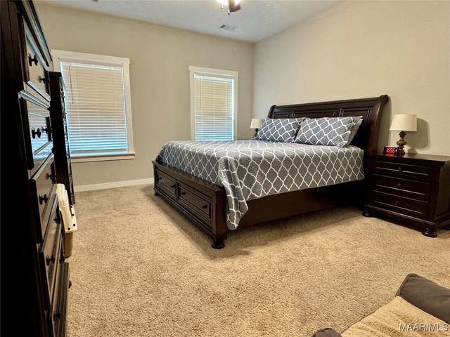 275 Hedgefield Drive, Prattville, AL 36066