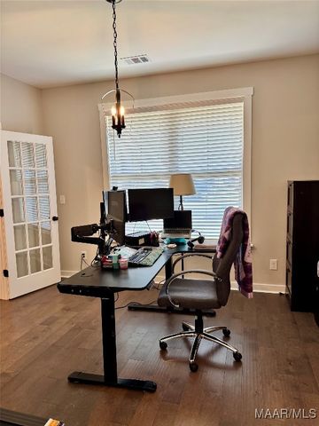 275 Hedgefield Drive, Prattville, AL 36066