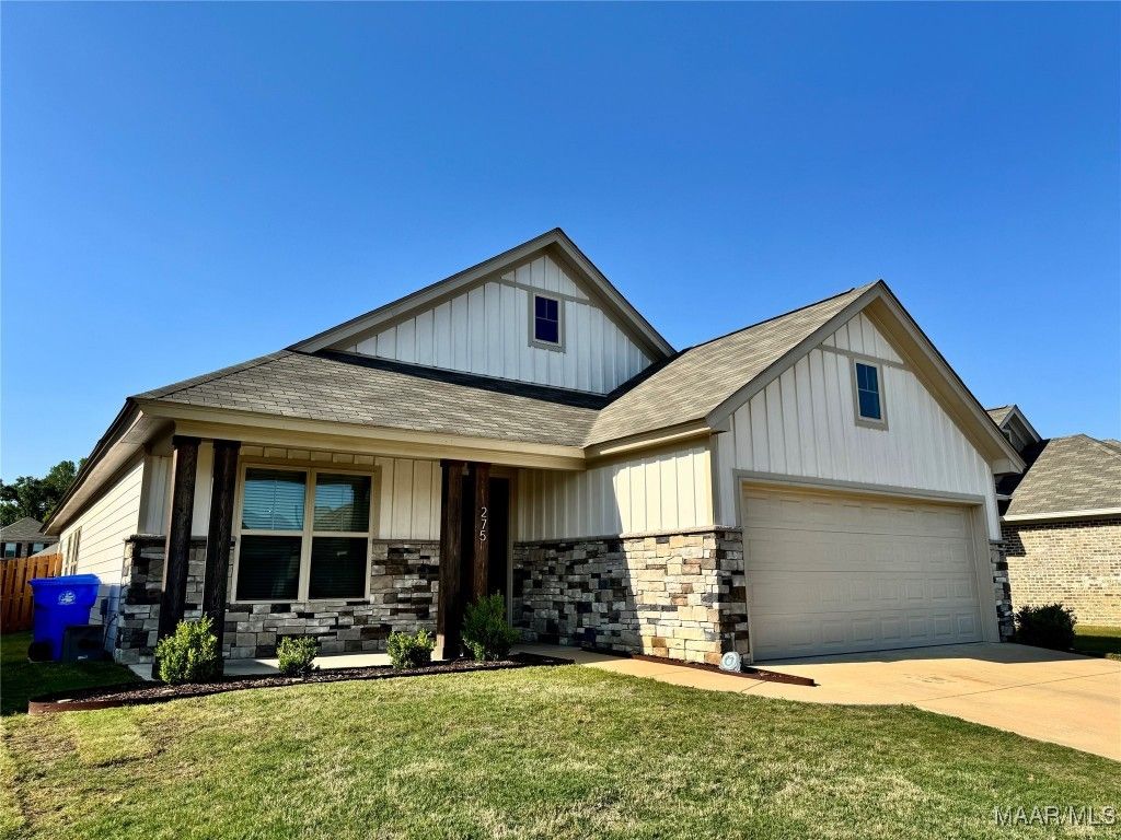 275 Hedgefield Drive, Prattville, AL 36066