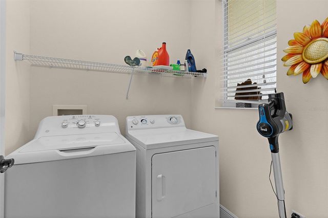 578 INNER CIRCLE, The Villages, FL 32162