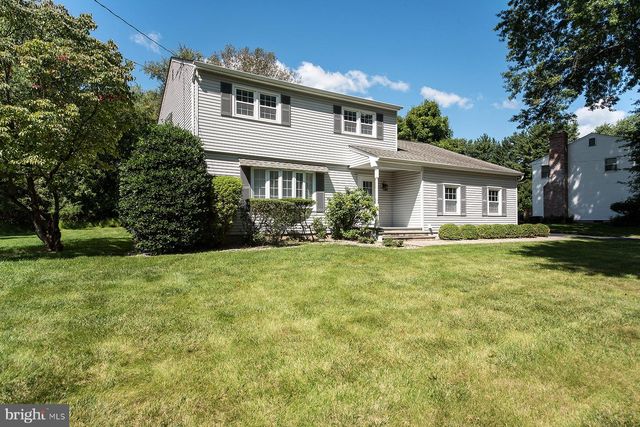 49 LOPATCONG DR, Ewing, NJ 08638