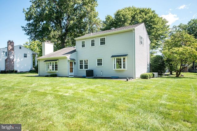 49 LOPATCONG DR, Ewing, NJ 08638