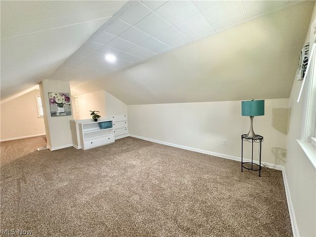 119 Adams Avenue, Cuyahoga Falls, OH 44221