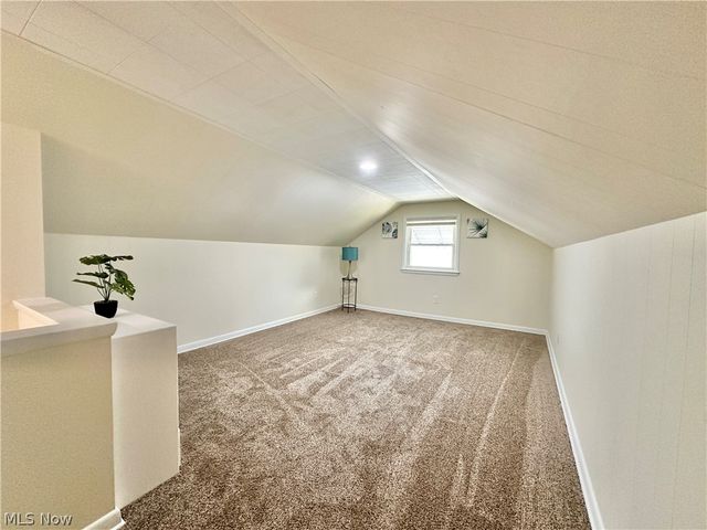 119 Adams Avenue, Cuyahoga Falls, OH 44221
