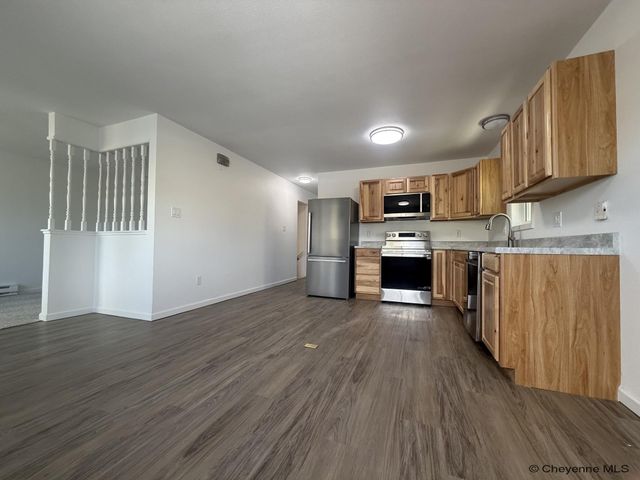 5029 ATLANTIC DR, Cheyenne, WY 82001