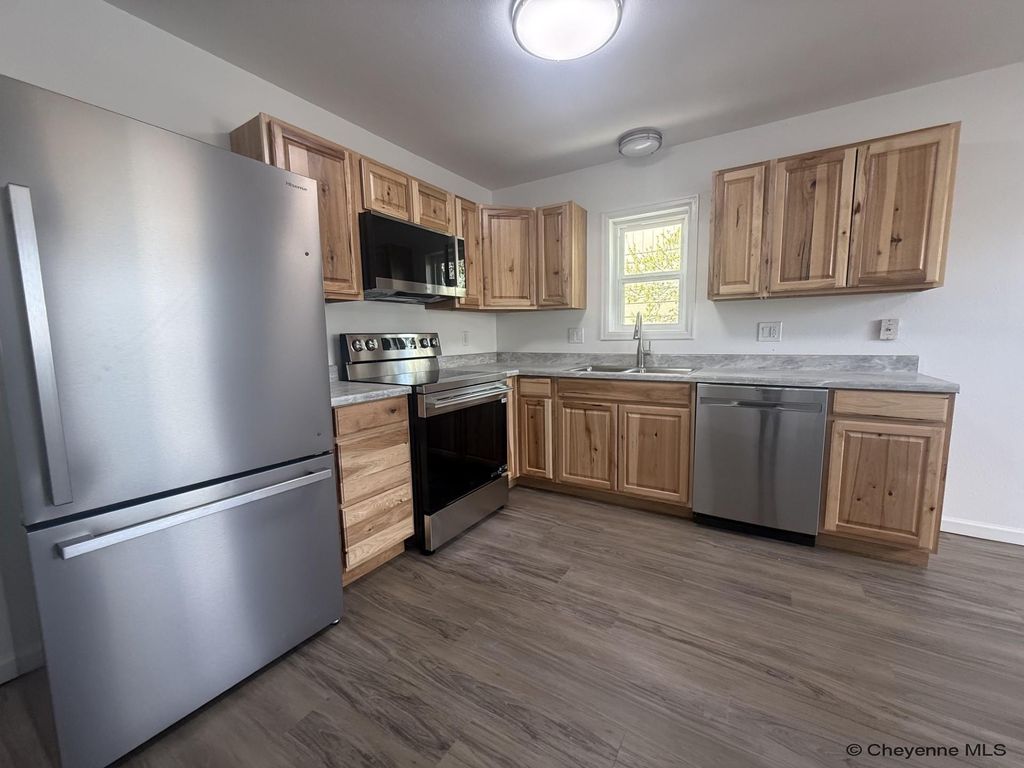 5029 ATLANTIC DR, Cheyenne, WY 82001