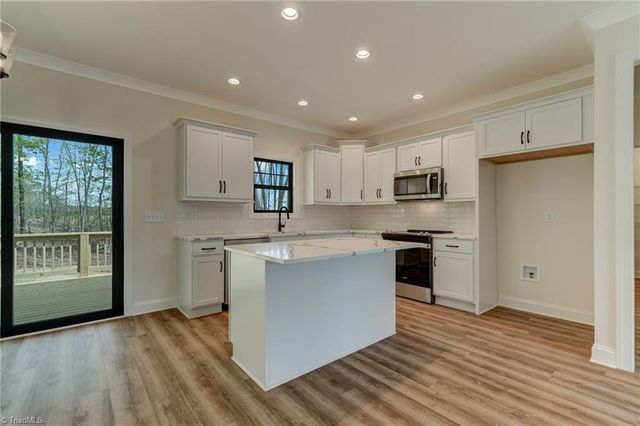 140 Bud Road, Reidsville, NC 27320