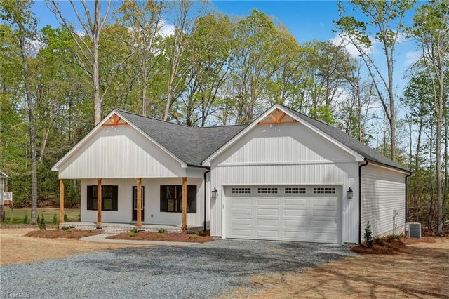 140 Bud Road, Reidsville, NC 27320